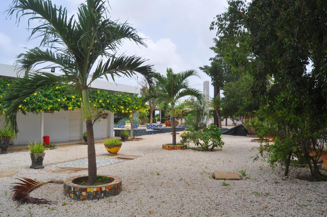 Keur De Pierre Hotel Saly Portudal Exterior foto